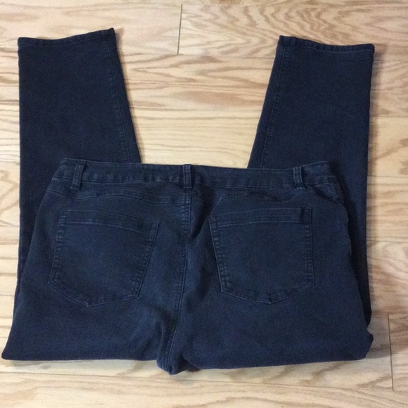 16W J+V Curvie Fit Ankle Black Denim Jeans - Picture 2 of 16